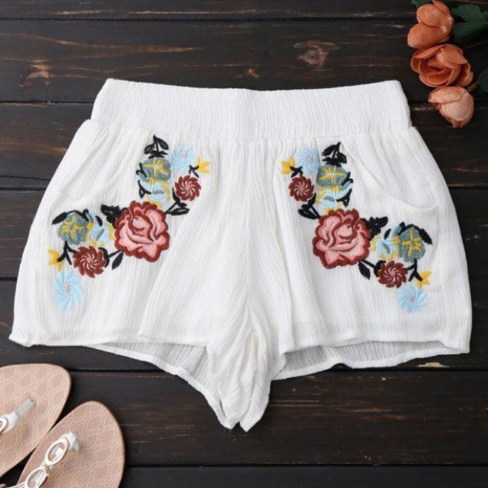 Zaful Ecoté Linen Floral Embroidered White Pull On Shorts